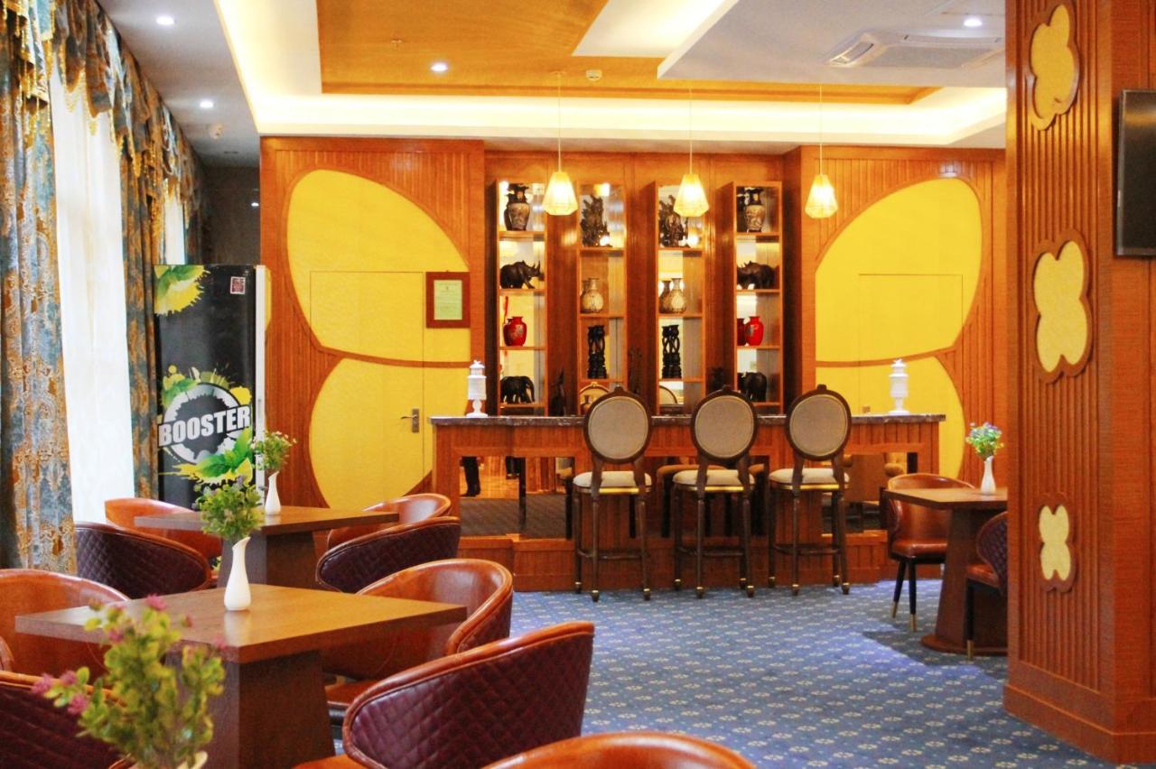 Golden Peacock Hotel بلانتاير المظهر الخارجي الصورة