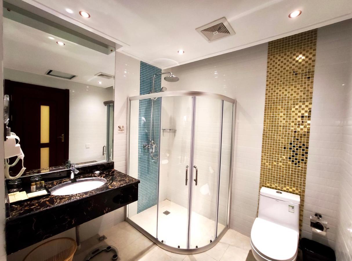 Golden Peacock Hotel بلانتاير المظهر الخارجي الصورة