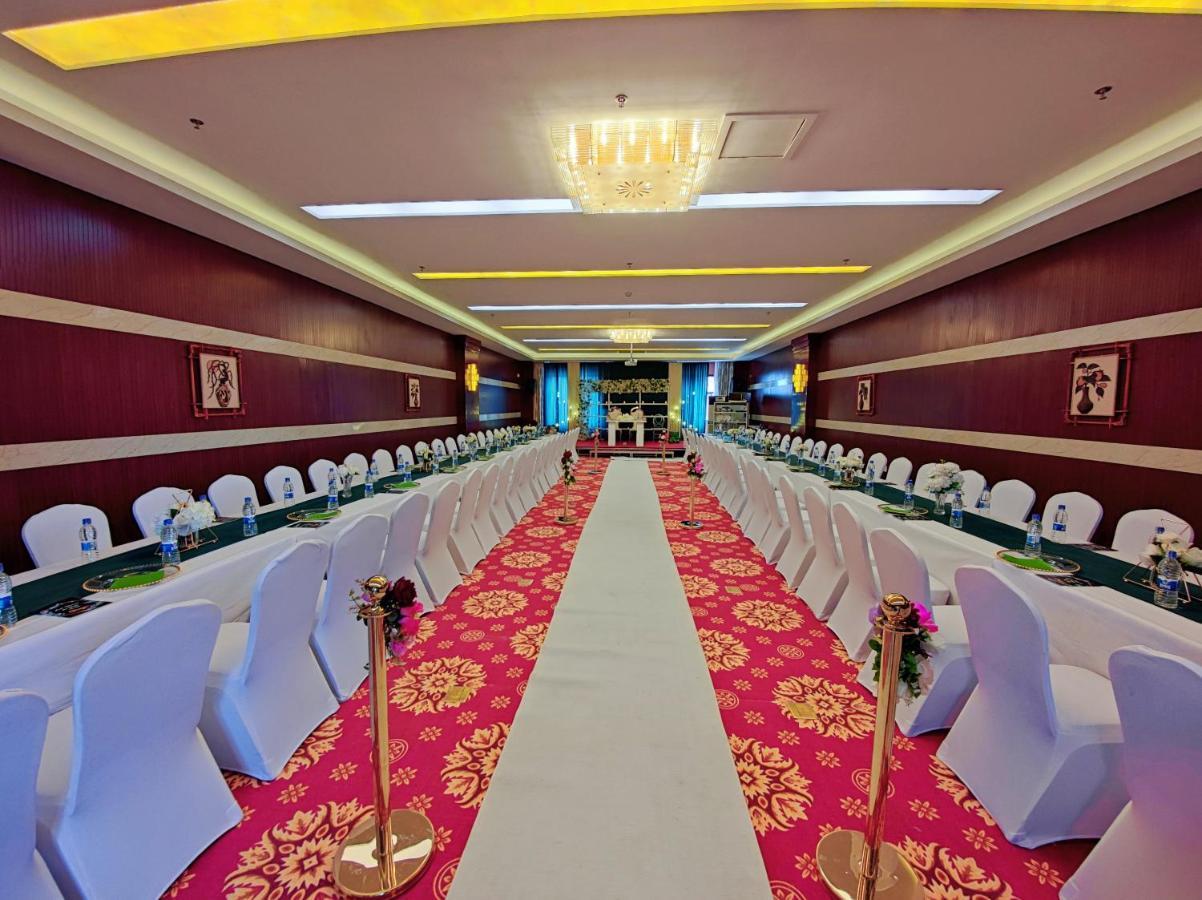 Golden Peacock Hotel بلانتاير المظهر الخارجي الصورة